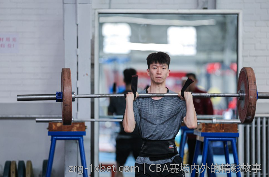 CBA赛场内外的精彩故事